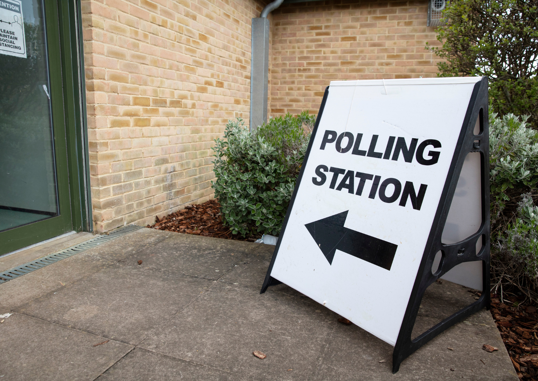 Image of a polling station sign